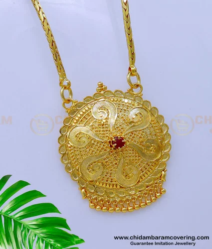 Chain with pendant on sale designs in gold